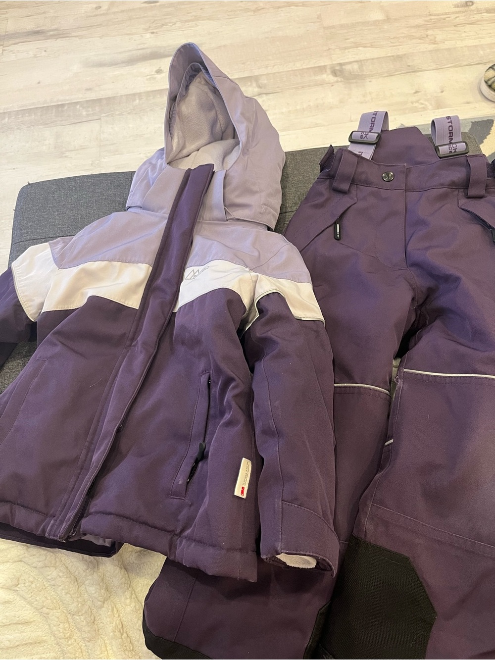 Stormpack Sunice Girl snowsuit size 5